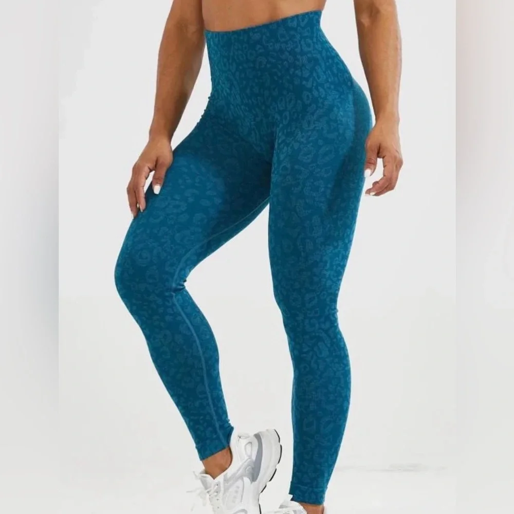 Stylish Blue Patterned Women's leggings size small nwot